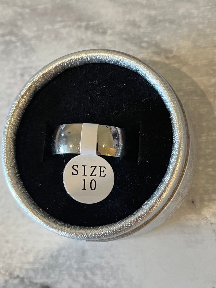 Silver Ring size 10 3