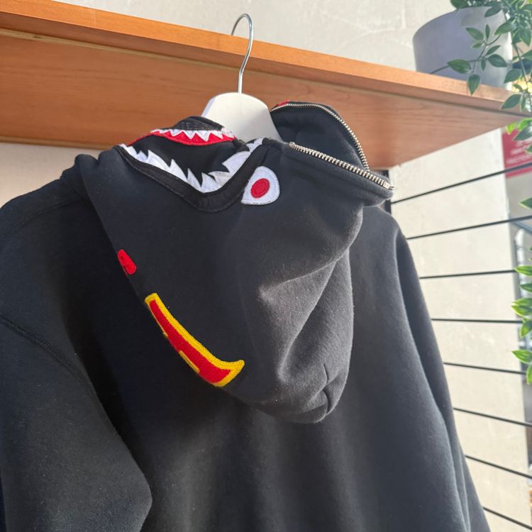 Bape Full Zip Shark Hoodie| Black | Large  P2P 21 image 8