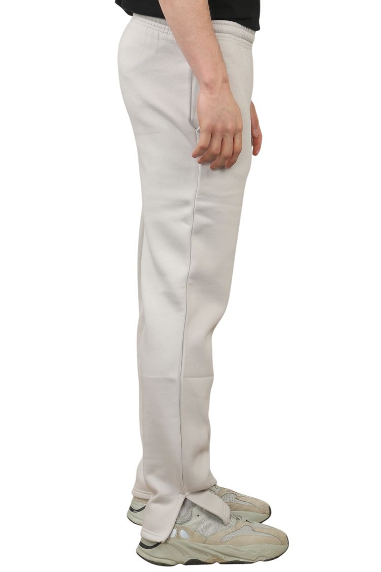 white jogger pants 5