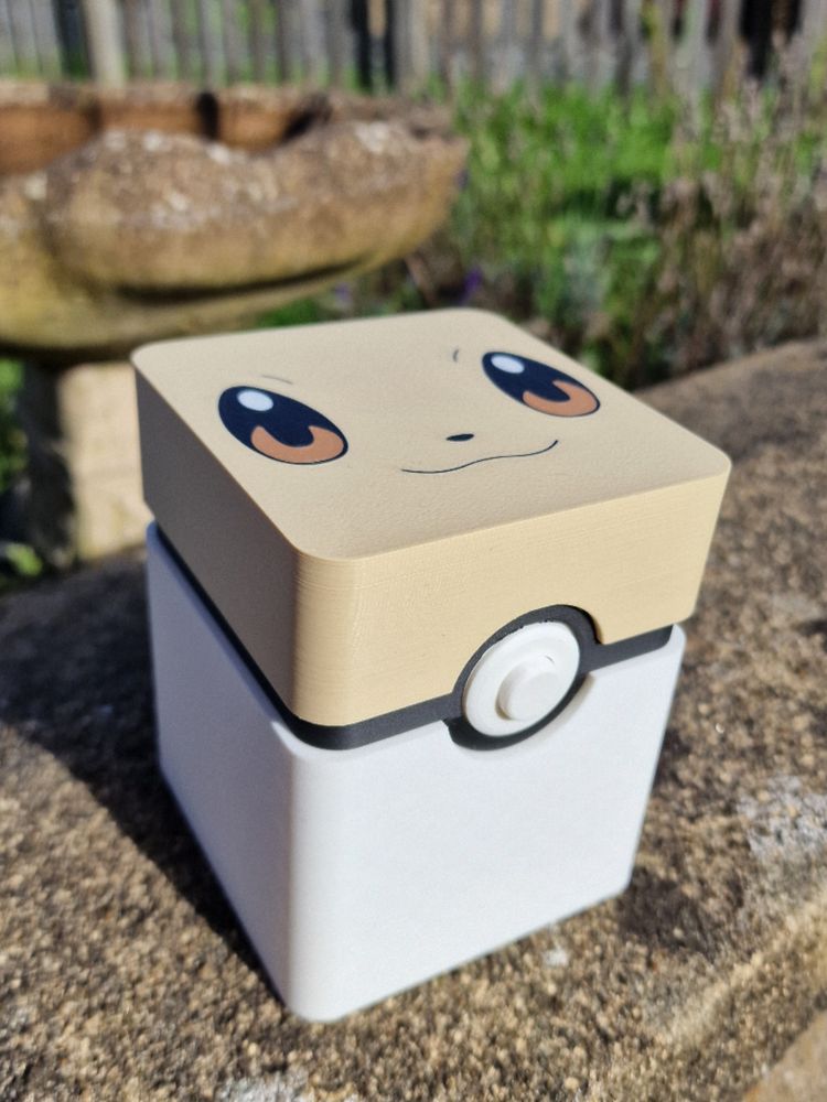Pokemon  Eevee deck box 