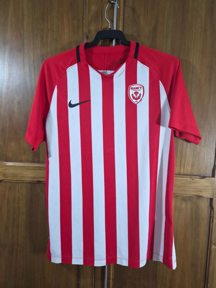 Nike Red And White Striped Sports Jersey image 1