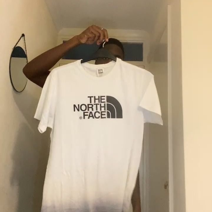 Other thenorthface white t-shirt size S product image