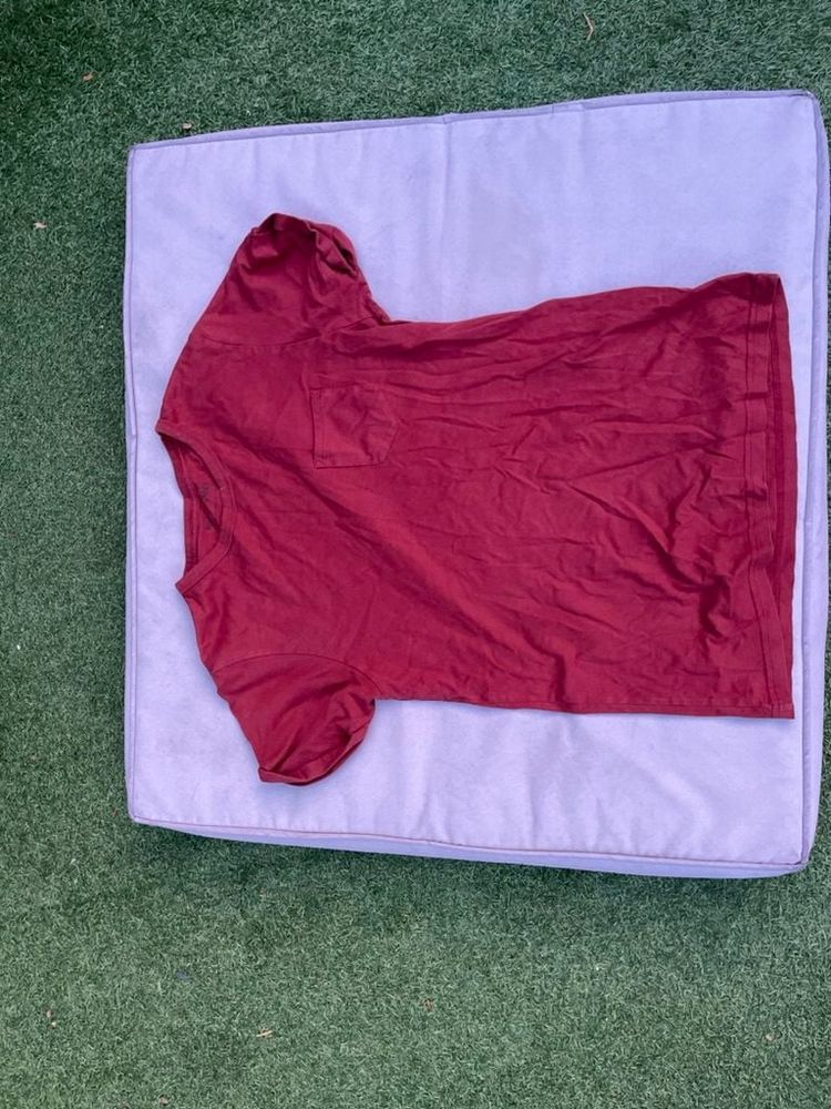River Island River Island Men's Burgundy Pocket Cotton T-Shirt Small product image