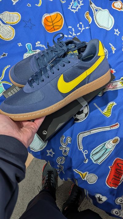 Nike Field Generals - rare colour way - mens size 9