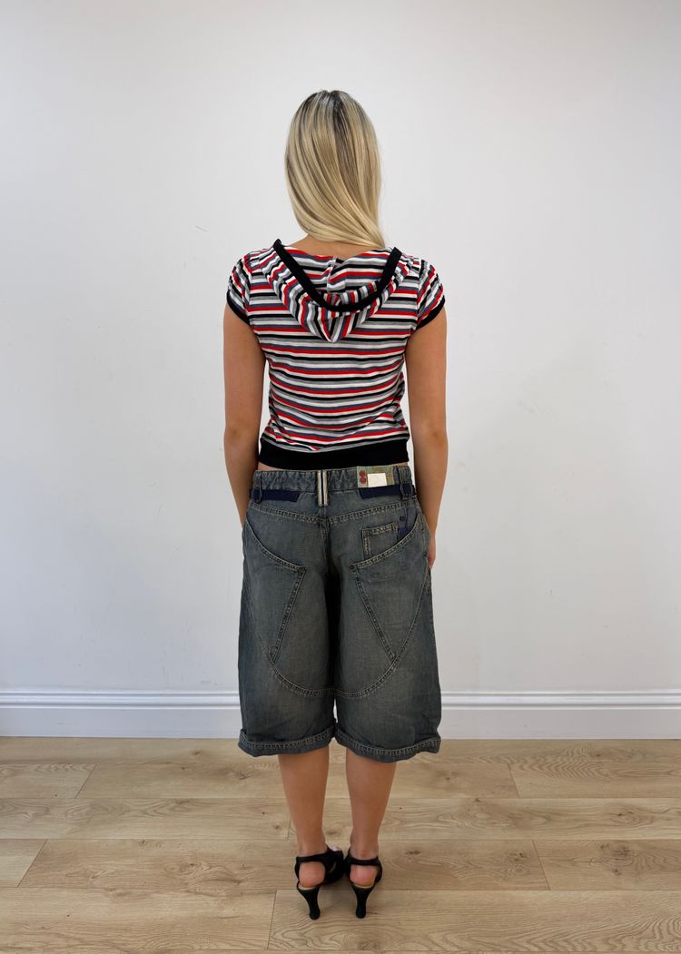 small black red and white striped ralph lauren t-shirt image 4