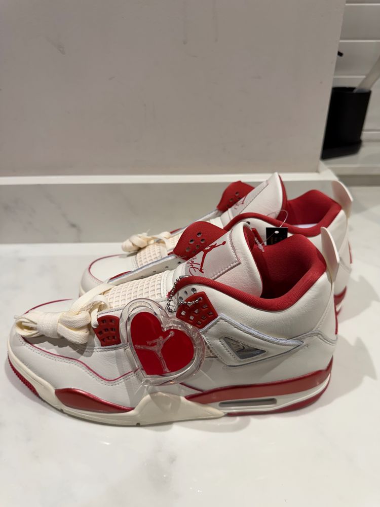 Air Jordan 4 Retro Sneakers 5