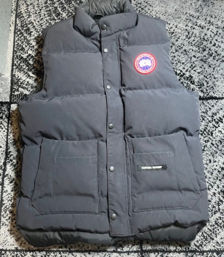 Canada Goose Canada Goose Puffer men’s size medium  product image