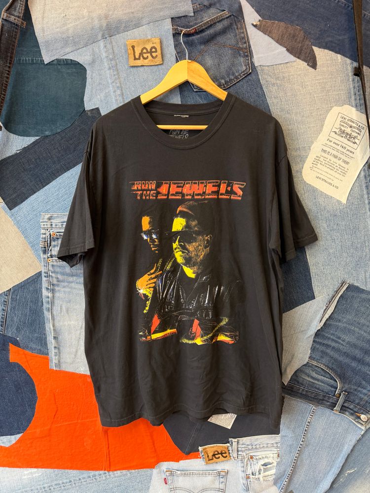 Black Graphic T-Shirt With Run The Jewels Print