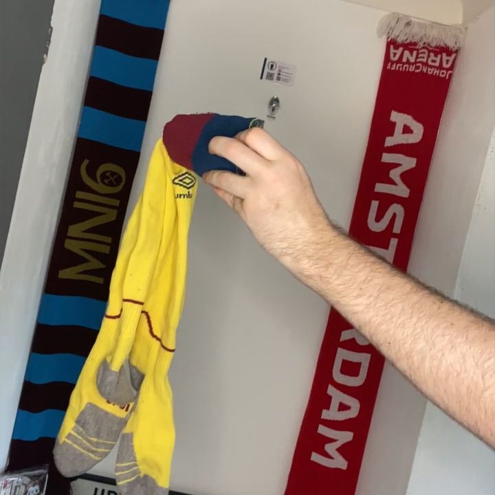 Umbro west ham 18/19 socks size 10-13 m imagen del producto