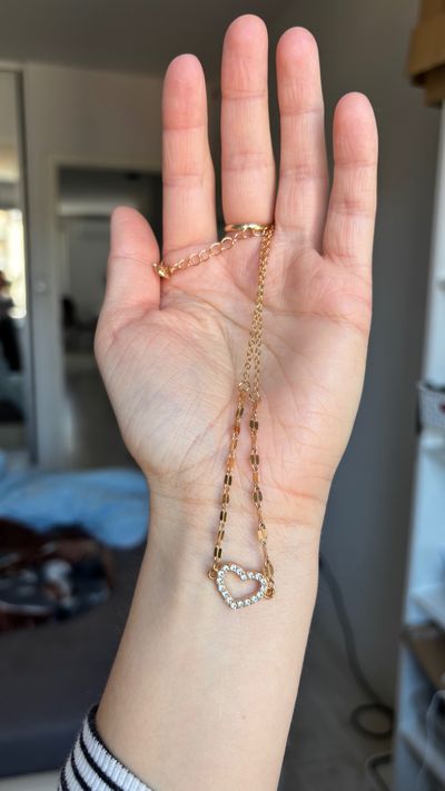 Gold Chain Necklace With Heart Pendant