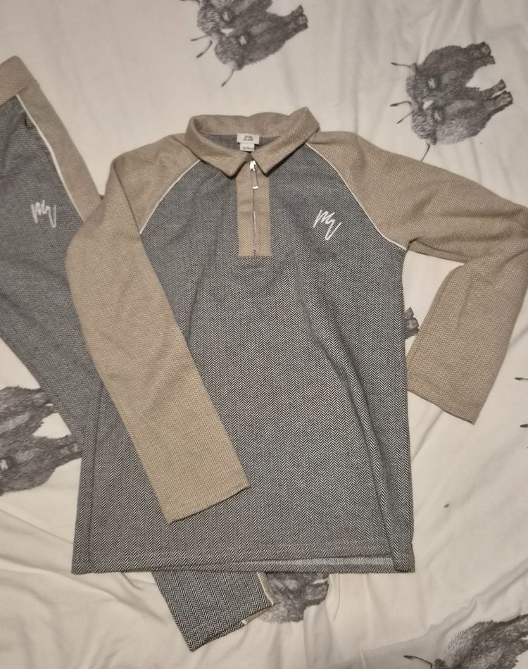 Boys river island Two-Piece Grey And Beige Tracksuit Set image 7