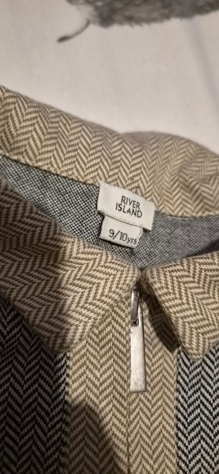 Boys river island Two-Piece Grey And Beige Tracksuit Set image 6