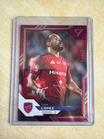 Ivan López 01/45