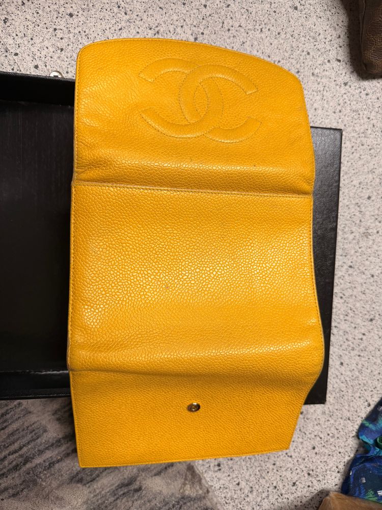 CHANEL Yellow Leather Wallet 5
