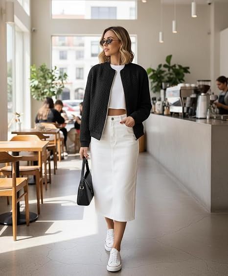 Immagine di Black Bomber Jacket 3