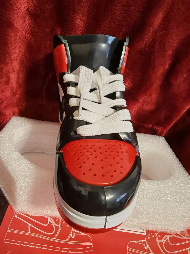 Aj1 Shoe wireless Bluetooth Speaker Brand New  4