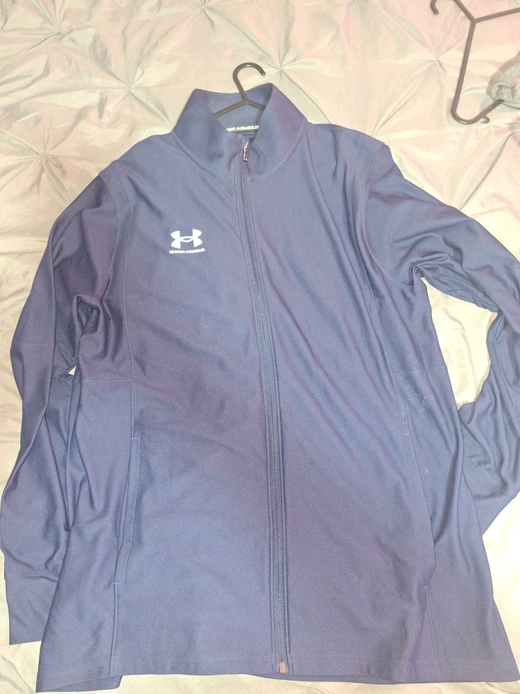 Under Armour full-zip jacket and bottoms 