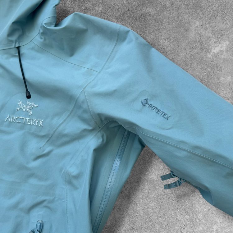 Arc'teryx Women's Beta LT Small RRP £550 image 2