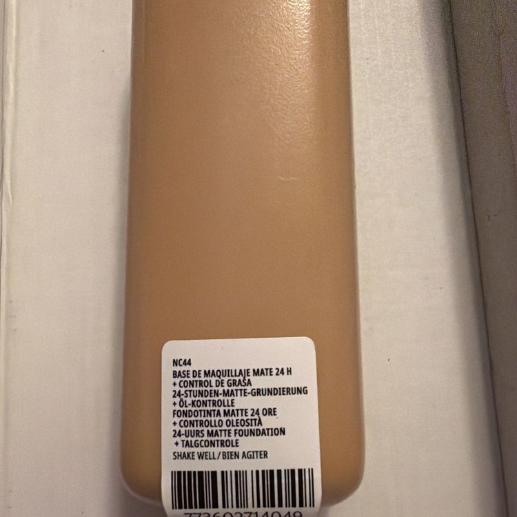 MAC Studio Fix Fluid Foundation Matte Oil Control NC44180ml BN image 1