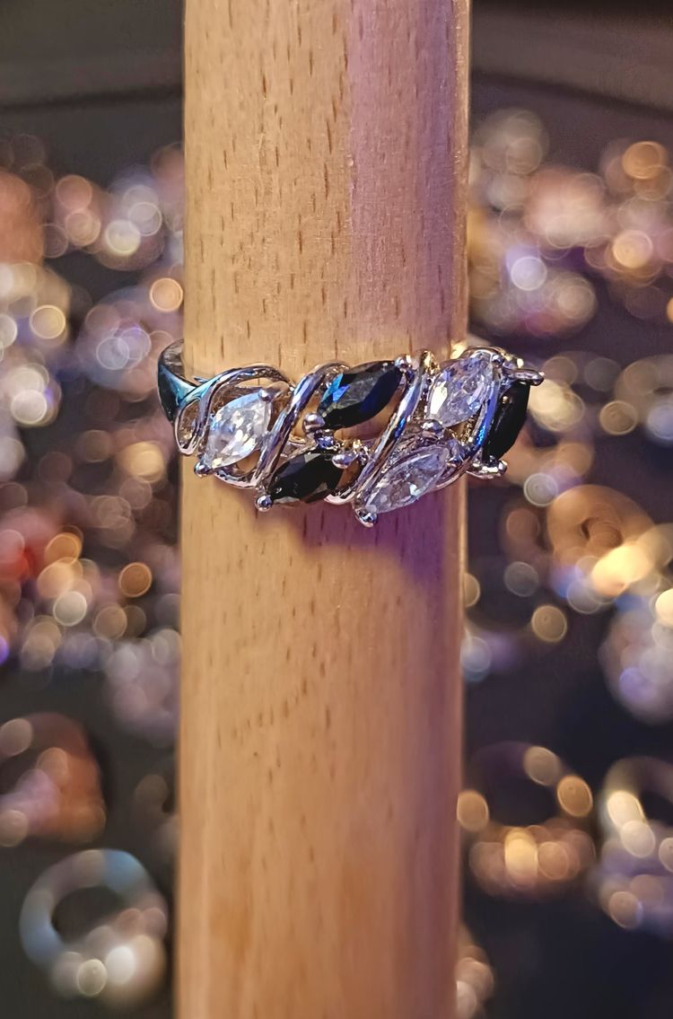 Silver-Tone Multi-Stone Cluster Ring 8