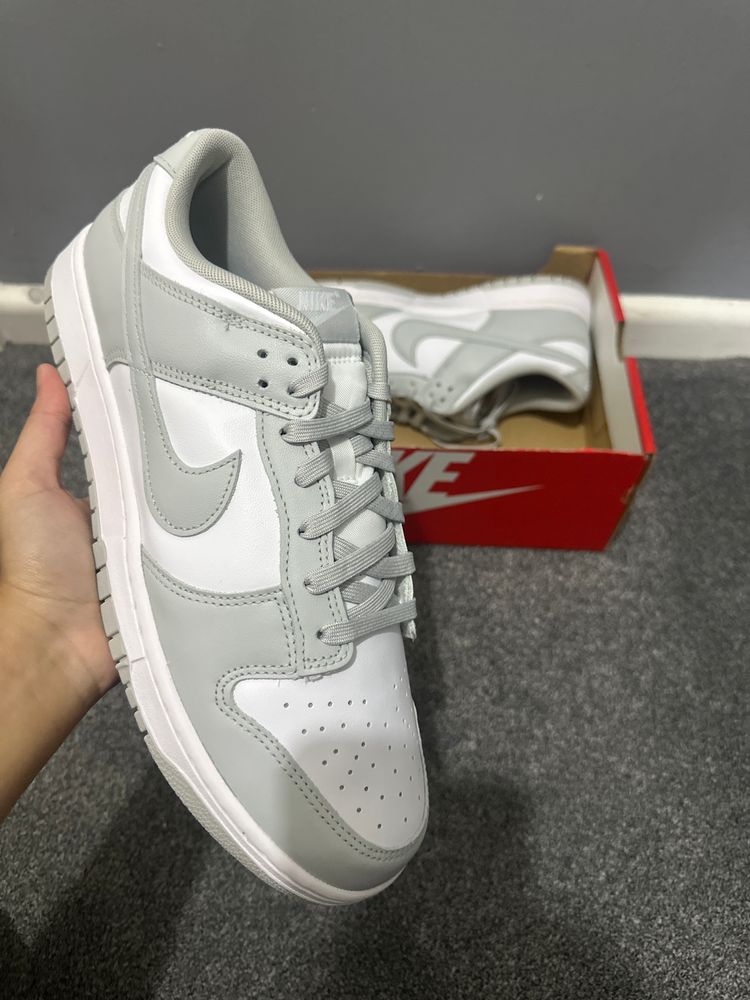 Immagine di Nike Dunk Low Grey Fog  1