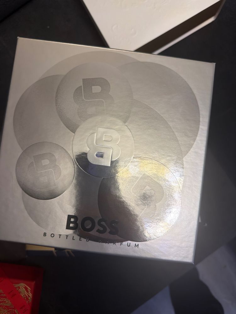 Boss Bottled Parfum image 1