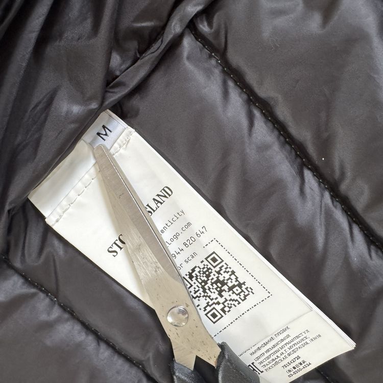 Authentic Stone Island Green 0-Cotton/R-Nylon Tela Down Jacket - Medium imagen 9