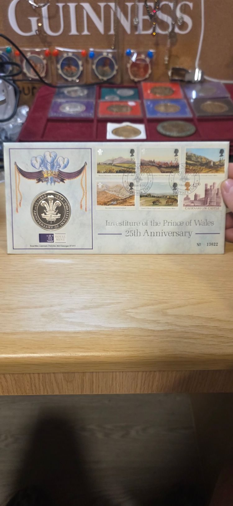 Commemorative Coin Set For The 25Th Anniversary Of The Investiture Of The Prince Of Wales image 1