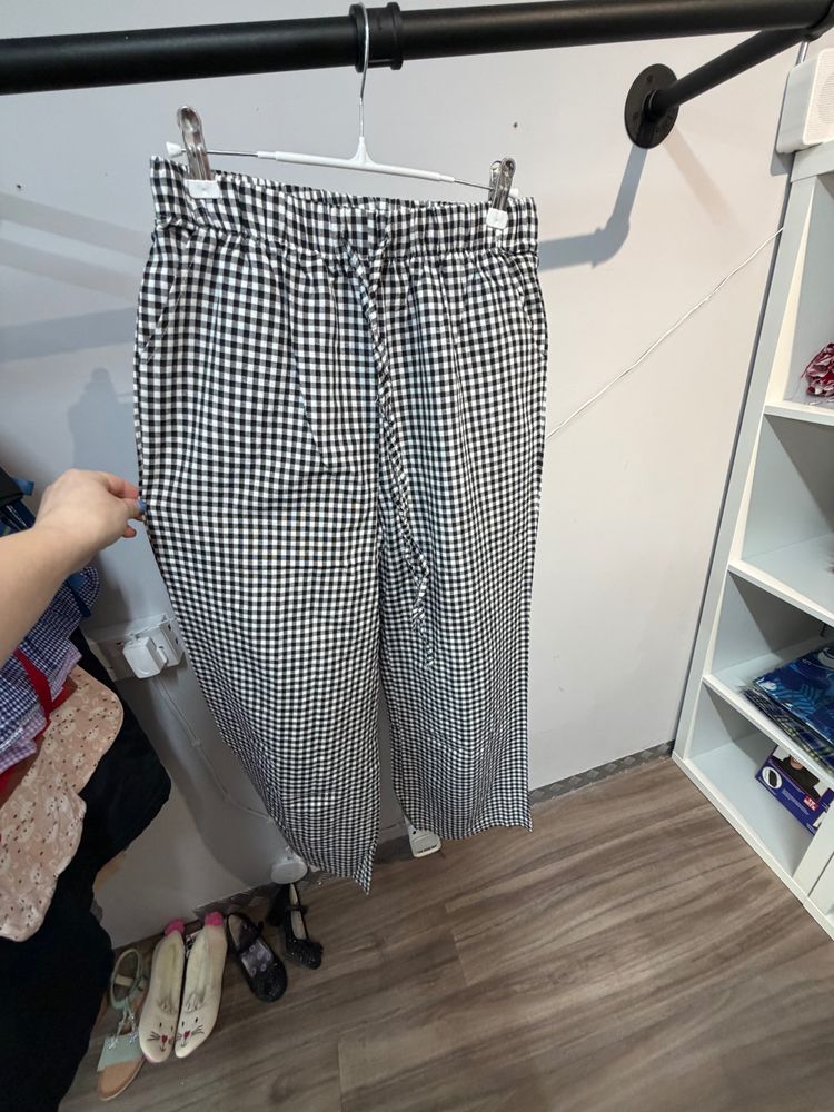 Other Black And White Checkered Pants - Viral and trending product image