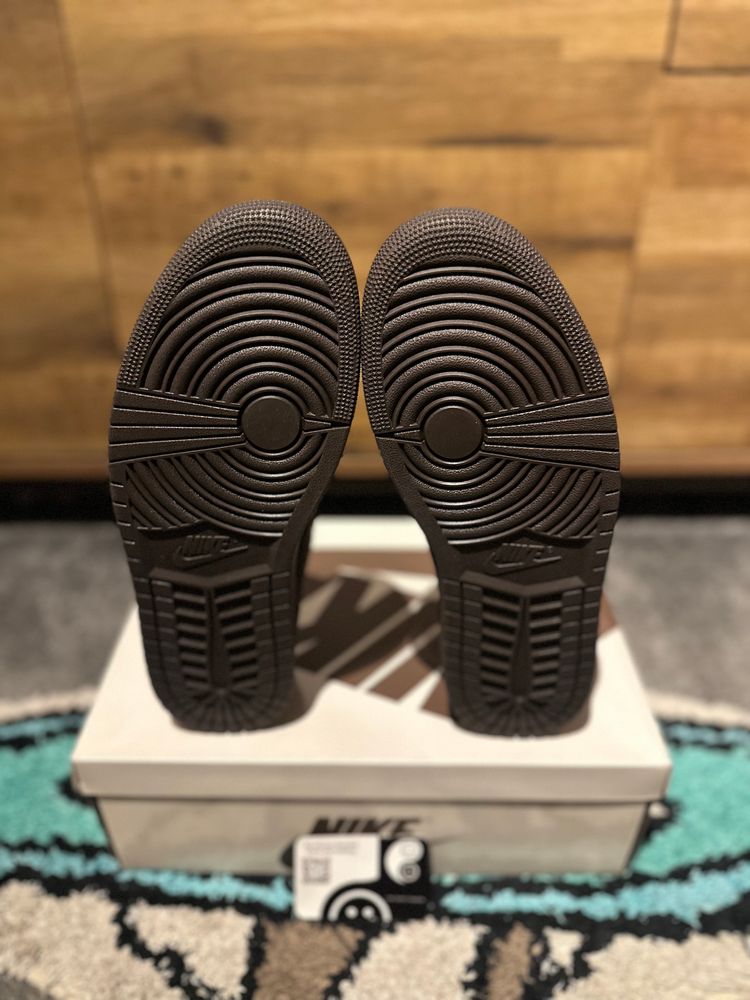 Nike Air Jordan 1 Travis Scott “Velvet Brown” image 3