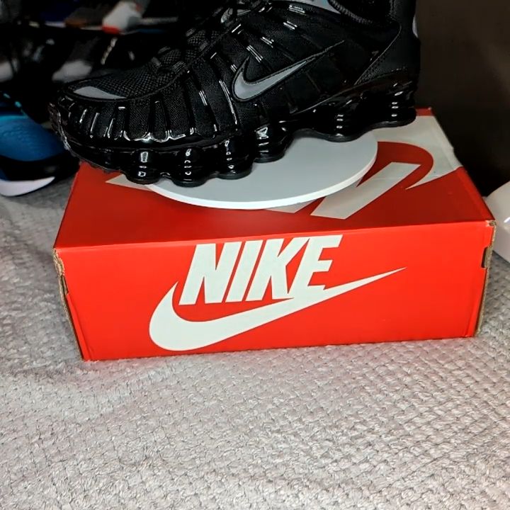 Nike Shox TL / uk 8.5 ; 10 image 1