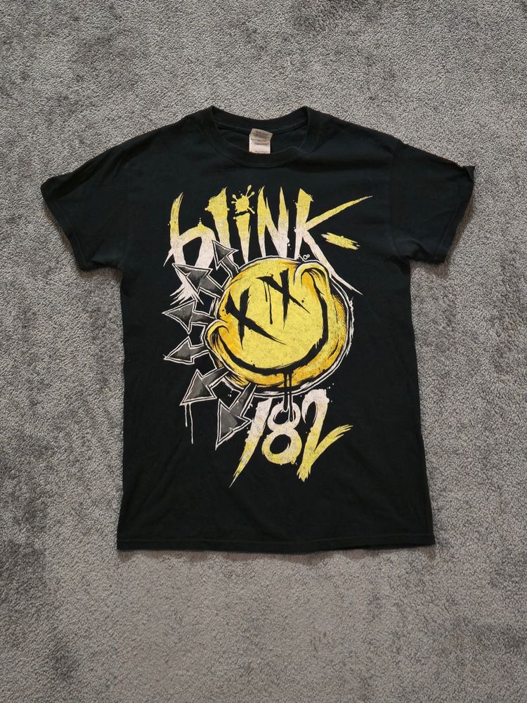 Black Graphic T-Shirt 69×47