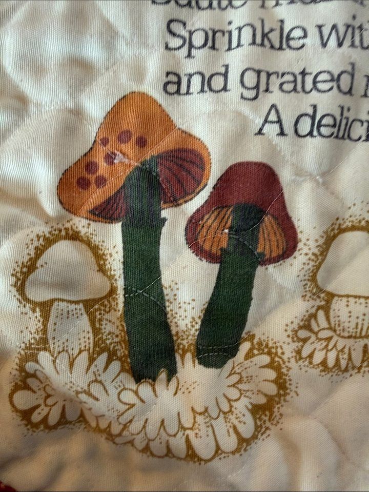 Quilted Apron With Mushroom Print image 2