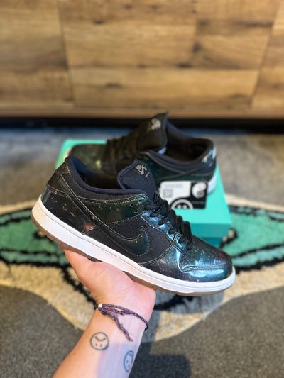 Nike dunk Low SB “420 Intergalactic” U.K. 10