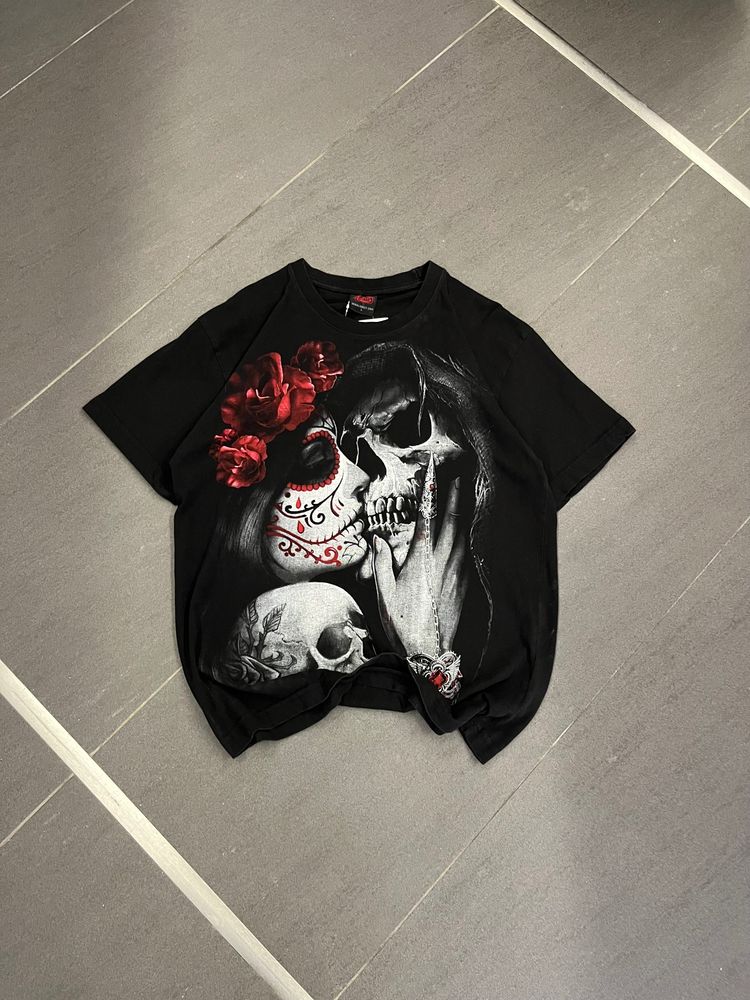 Spiral Black Graphic T-Shirt