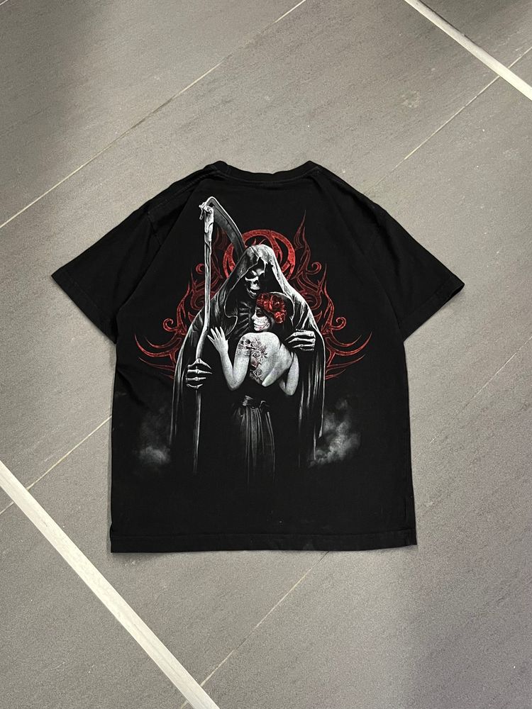 Spiral Black Graphic T-Shirt 3