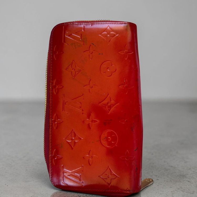 Louis Vuitton Zippy coin purse for women image 6
