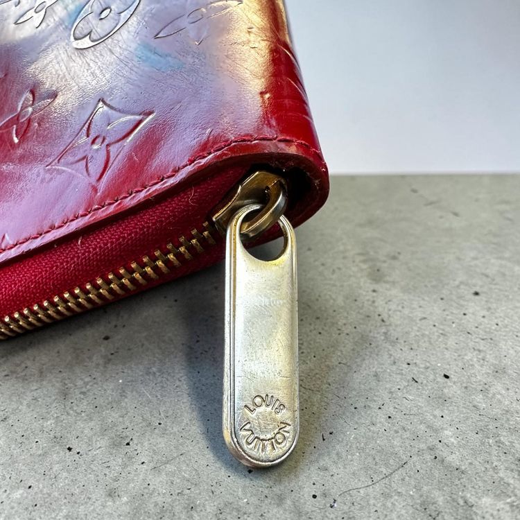 Louis Vuitton Zippy coin purse for women image 2