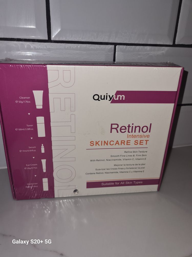 Quiyum Retinol Intensive Skincare Set image 1