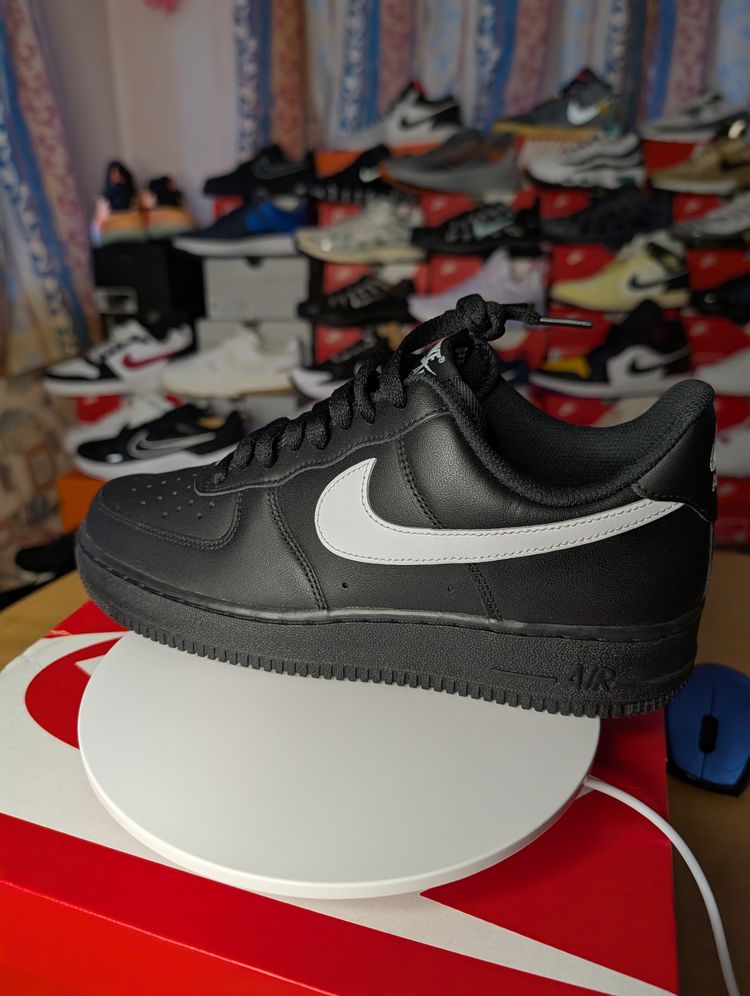 Nike Air Force 1 - New half box