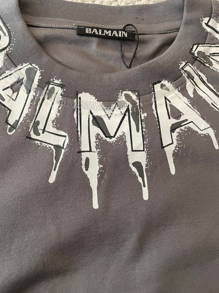 Balmain Grey T-Shirt With White Graphic Print 4