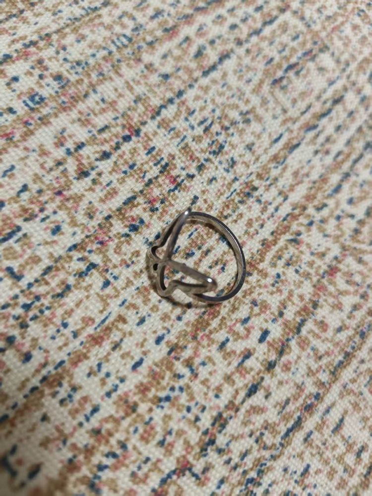  Ring