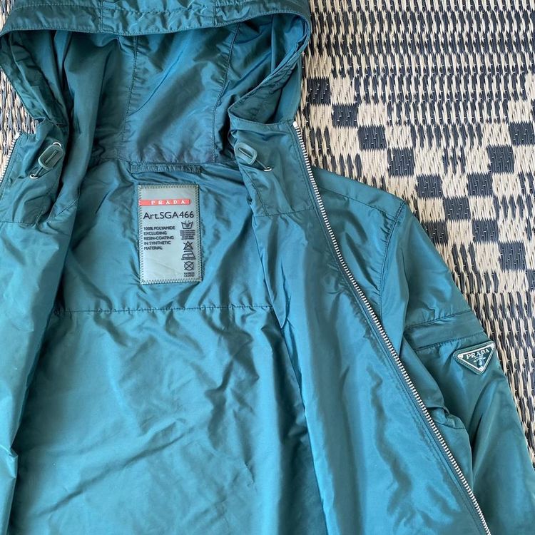 Prada Milano 2016 Nylon K-Way WindBreaker Shell Jacket (Green) image 5