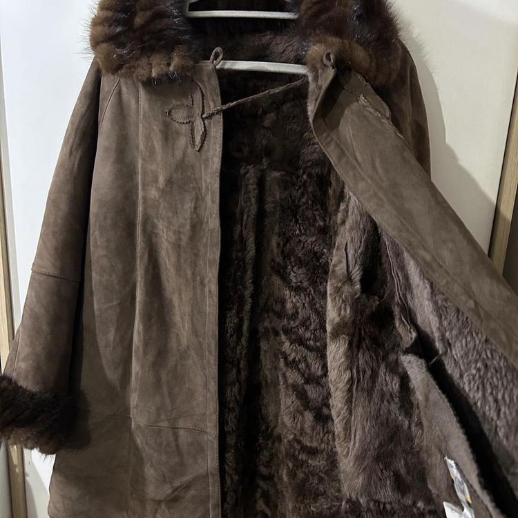 Vintage sheepskin duffle coat image 2
