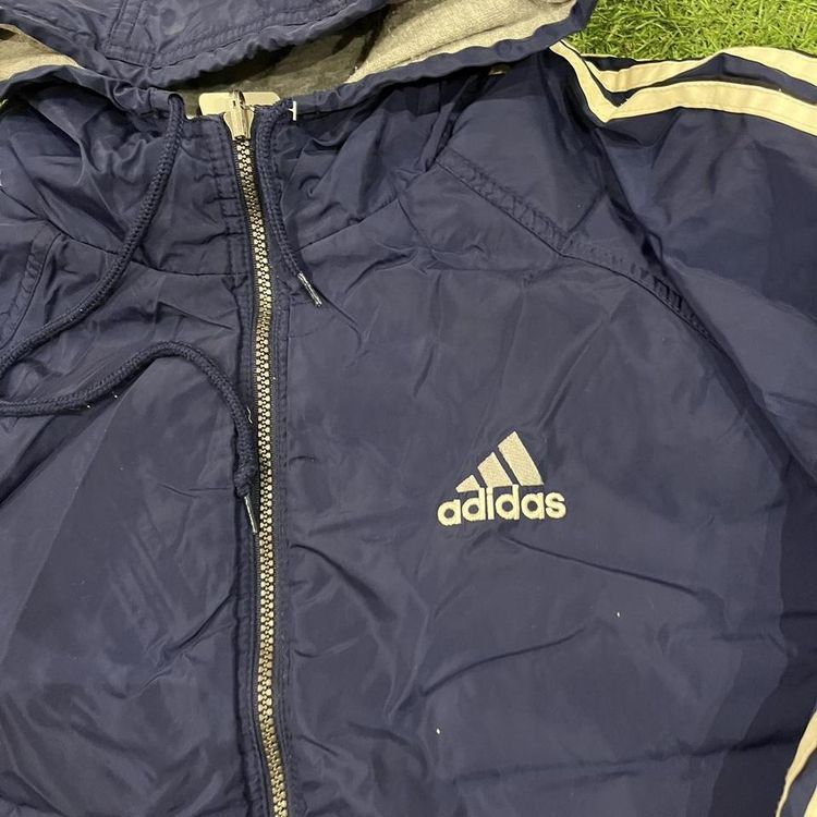 Navy 2000s Adidas Reversible jacket with grey fleeced lining 2