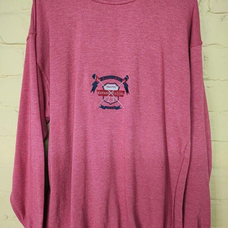 Vintage American Embroidered Sweatshirt Size Large.