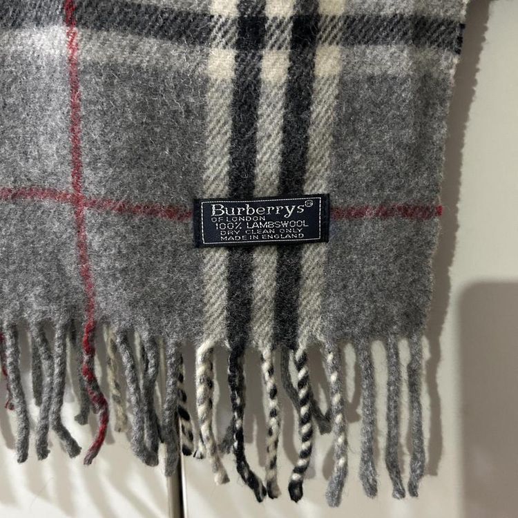 Vintage Burberry Scarf 100% Lambswool 4