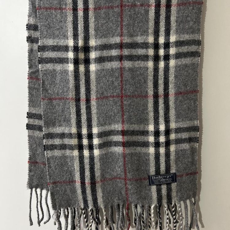 Vintage Burberry Scarf 100% Lambswool 7