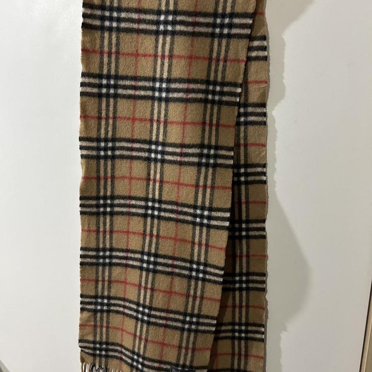Vintage Burberry Scarf 100% lambs wool check 4
