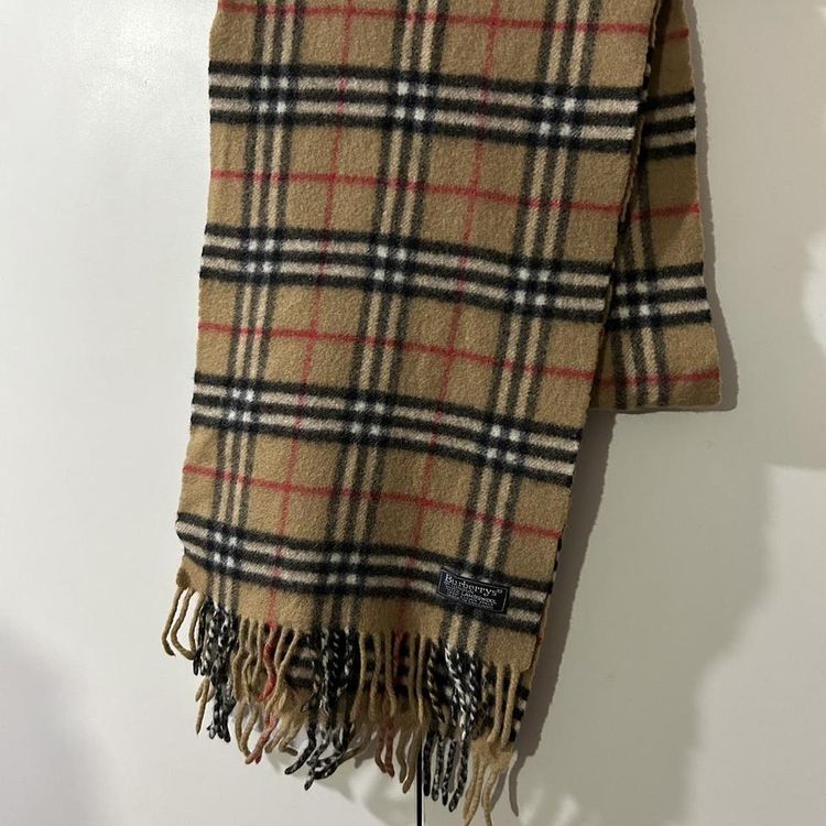 Vintage Burberry Scarf 100% lambs wool check 5